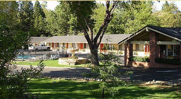 Paradise Inn Buitenkant foto